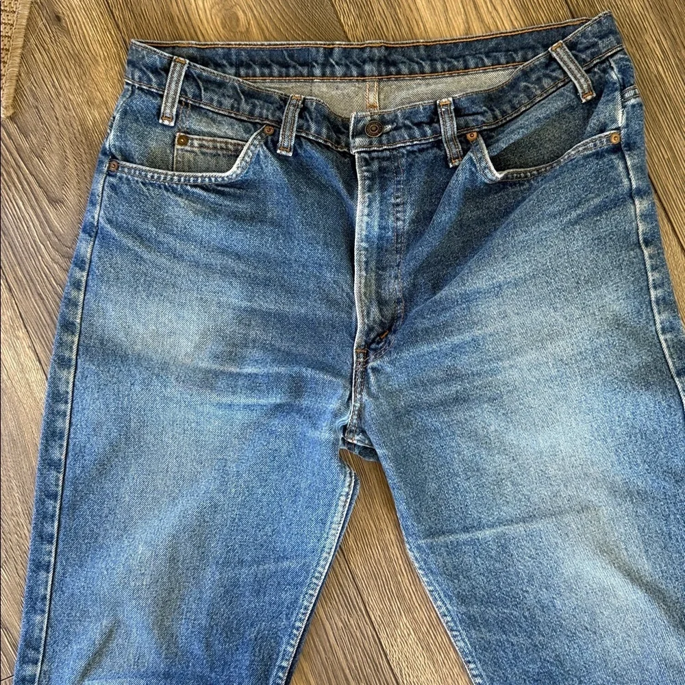 Vintage Levi’s 505 Jeans – Made in Canada 🇨🇦 | 38x32 Orange tab
